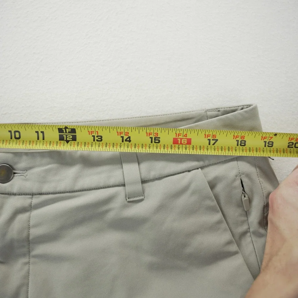 Lululemon Commission Short 9 Light Khaki Tan Mens Size 36 Golf Casual Chino